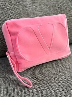 Valentino Beauty Pink Velvet  Medium Pouch Wristlet Makeup Bag New